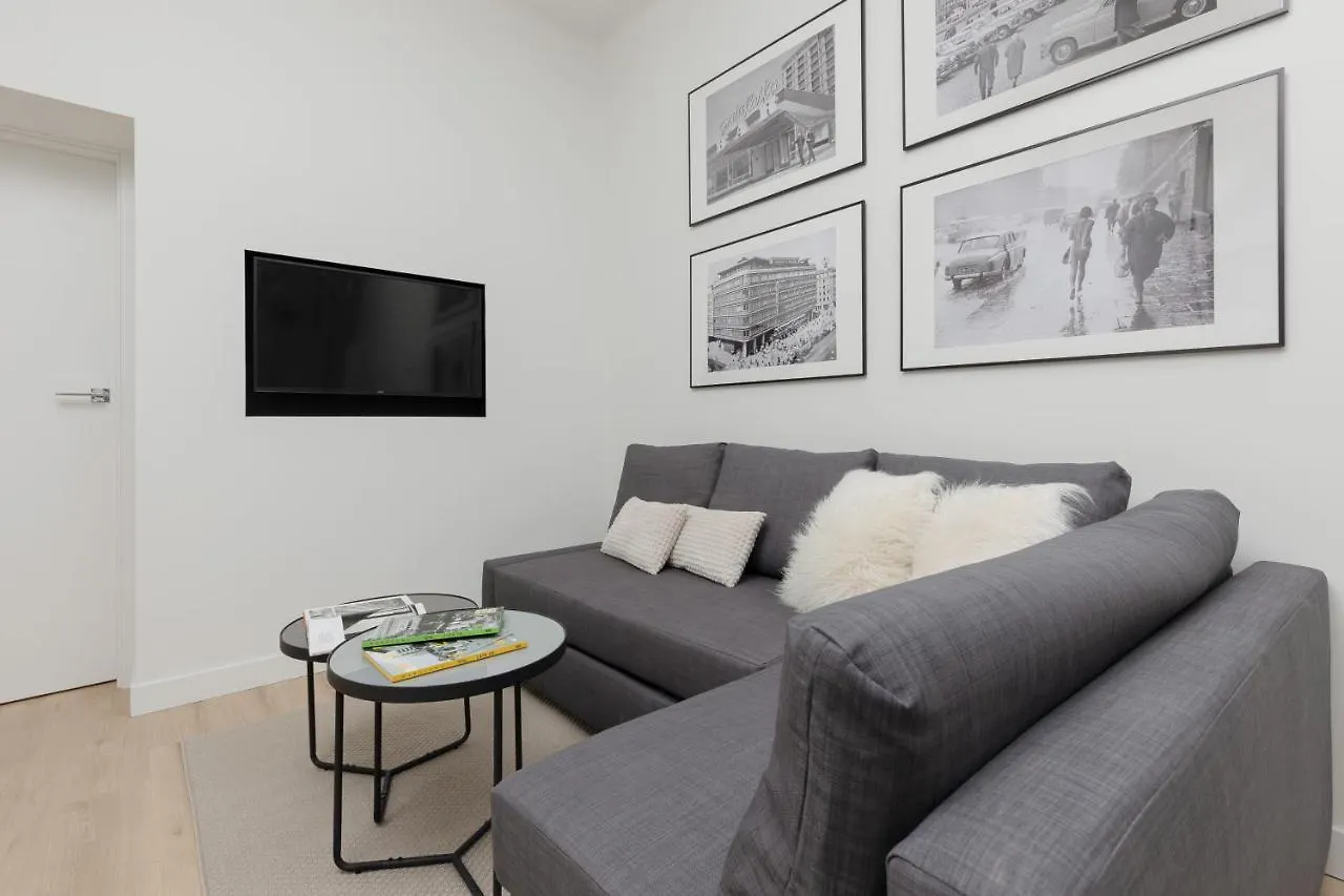 Spacious Apartment With Panoramic View Of Warsaw By Noclegi Renters Polska