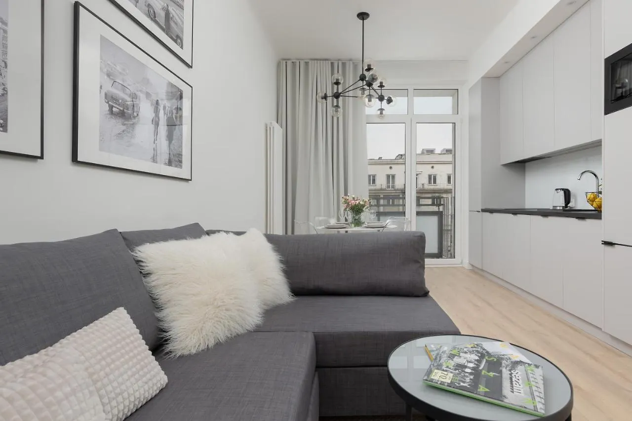 Spacious Apartment With Panoramic View Of Warsaw By Noclegi Renters