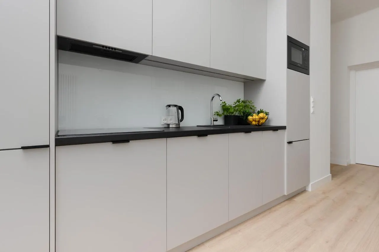 Spacious Apartment With Panoramic View Of Warsaw By Noclegi Renters