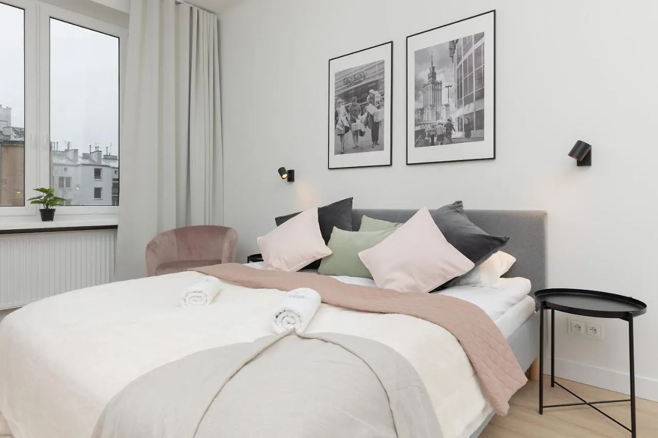 Spacious Apartment With Panoramic View Of Warsaw By Noclegi Renters 0*,