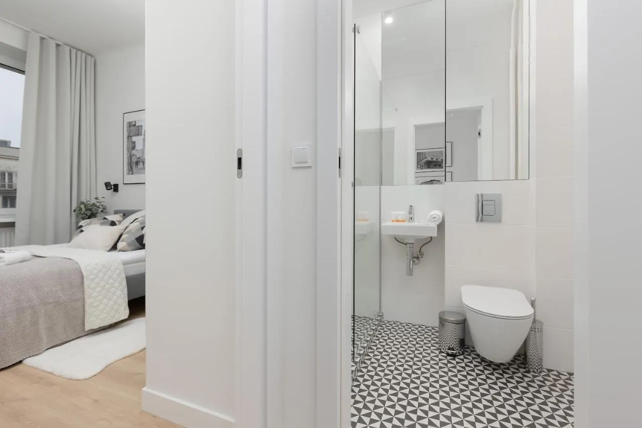 Spacious Apartment With Panoramic View Of Warsaw By Noclegi Renters Polska