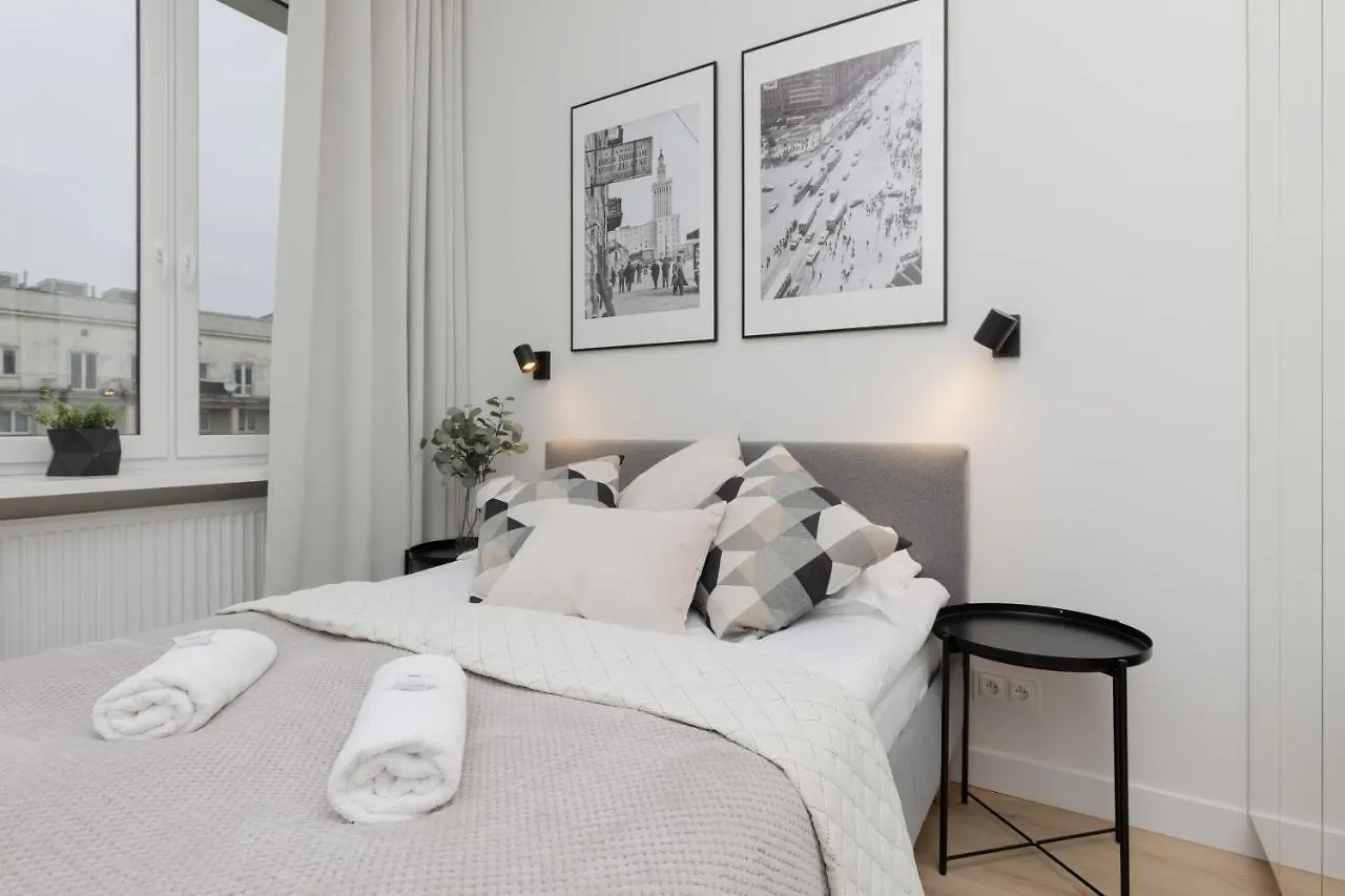 Spacious Apartment With Panoramic View Of Warsaw By Noclegi Renters